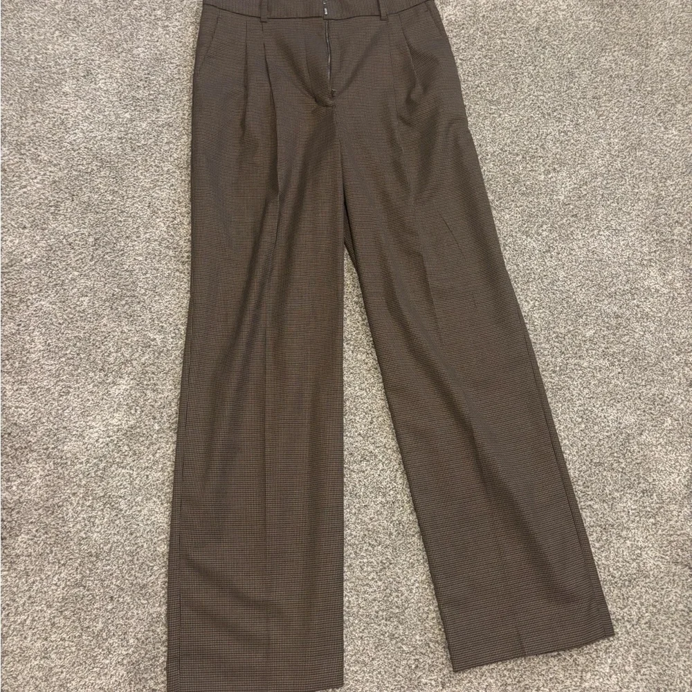 Aritzia Chocolate Brown Effortless Pants - Picture 1 of 4